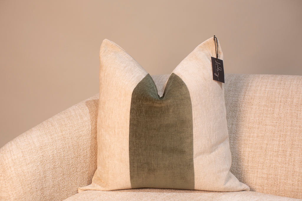 Chalet Linen Pillow – 24” x 24”